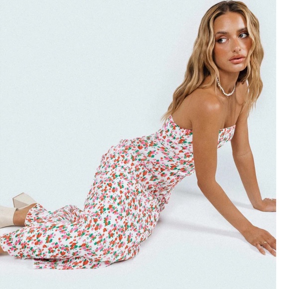 Princess Polly Dresses & Skirts - Princess Polly TIARNA STRAPLESS MIDI DRESS FLORAL